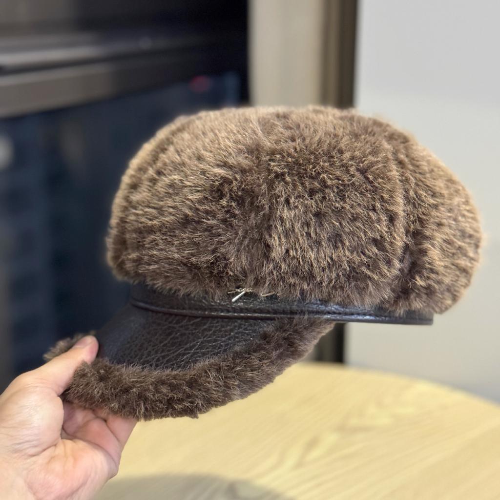 New Retro Splicing Octagonal Hat Women's Autumn and Winter Plush Warm Cap Autumn Winter Fashion Accessory Beret Cap for Women