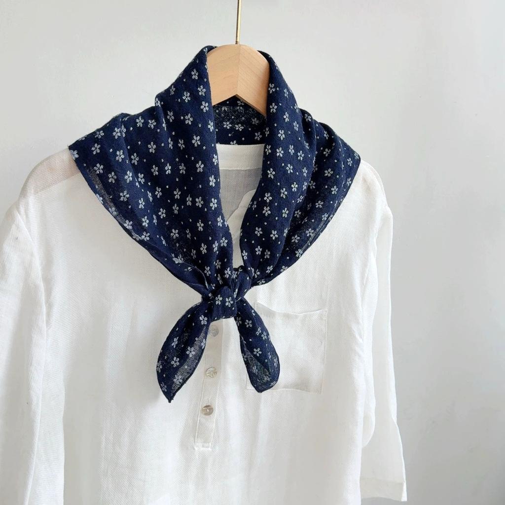 Vintage Dark Blue Floral Printed Cotton Linen Scarf Thin Breathable Versatile Neckerchife for Women