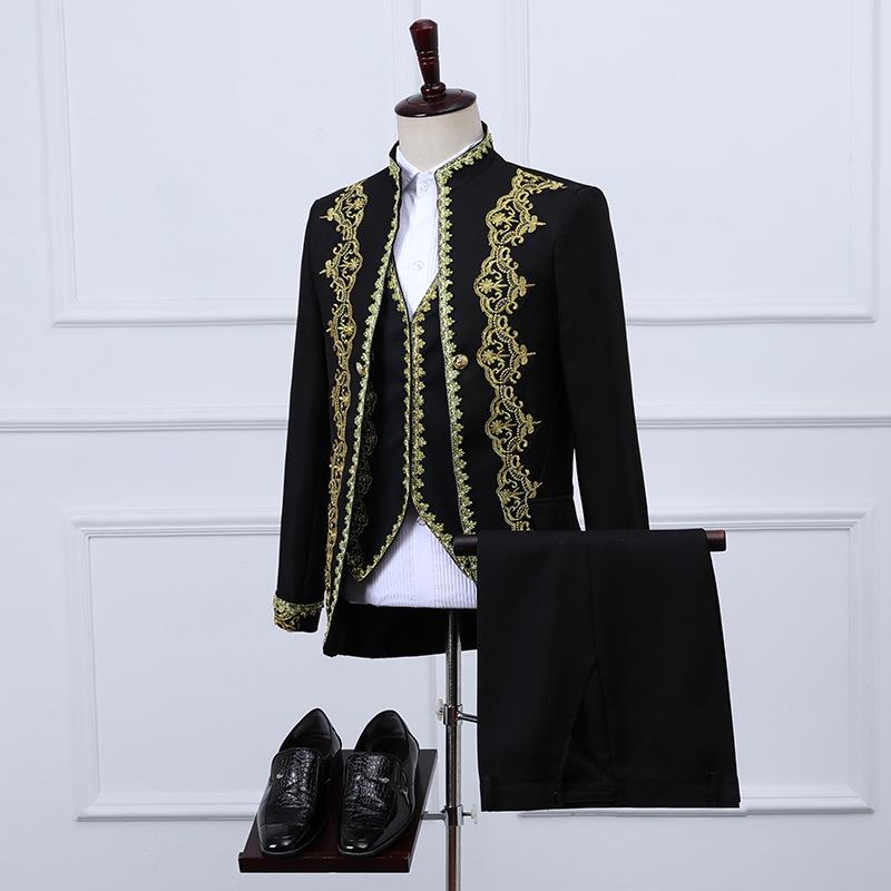 

Мужской приталенный формальный костюм-тройка с золотой отделкой (Куртка, Жилет, Брюки) - Идеальная хоровая или банкетная одежда Small чёрный