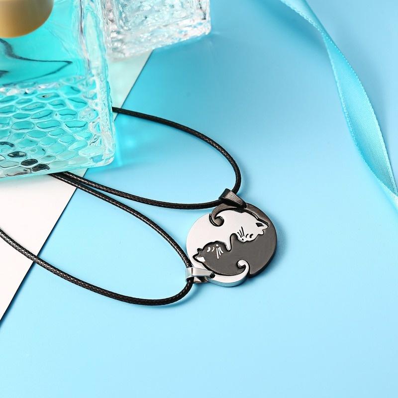 1 Pair Splice Cat Couple Necklace Stainless Steel Love Heart Round Pendant Necklace Valentine's Day