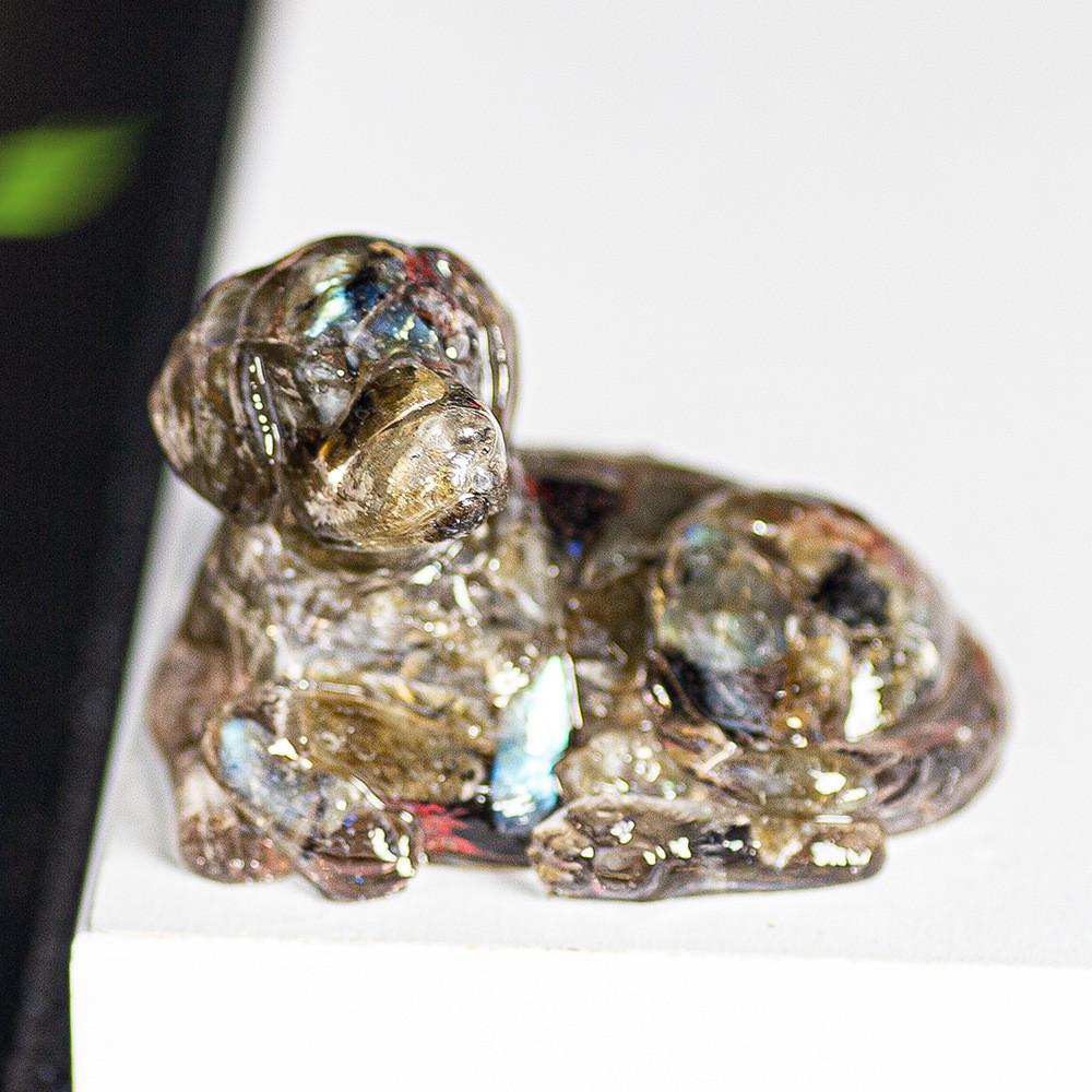 Resin Filled Natural Crystal Dog Figurine With Warm Heart Pet Decor For Gift Giving