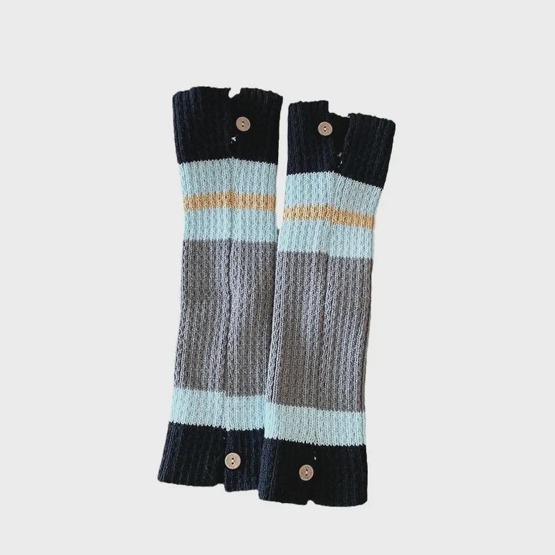 "Women's Japanese Style Striped Button Long Socks - Autumn/Winter Outdoor Warmth"