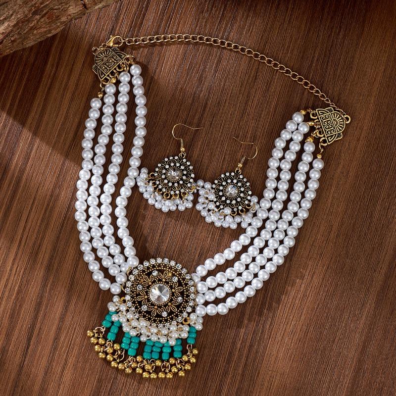 Mehrlagiges Perlen-Reiskorn-Quasten-Ohr-Halsketten-Set Retro Ethnischer Stil Haarschmuck