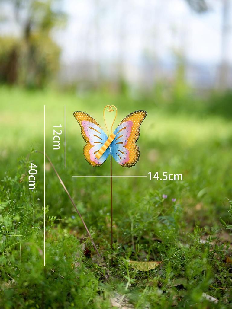 Cartoon-Tier- und Blumenschmuck: Garten- & Hofdekoration