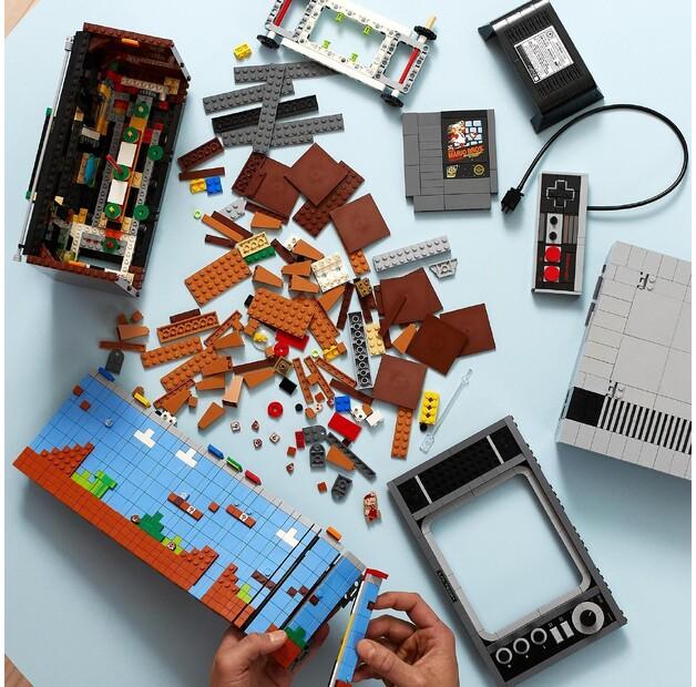 LEGO Super Mario 71374 Nintendo Entertainment System