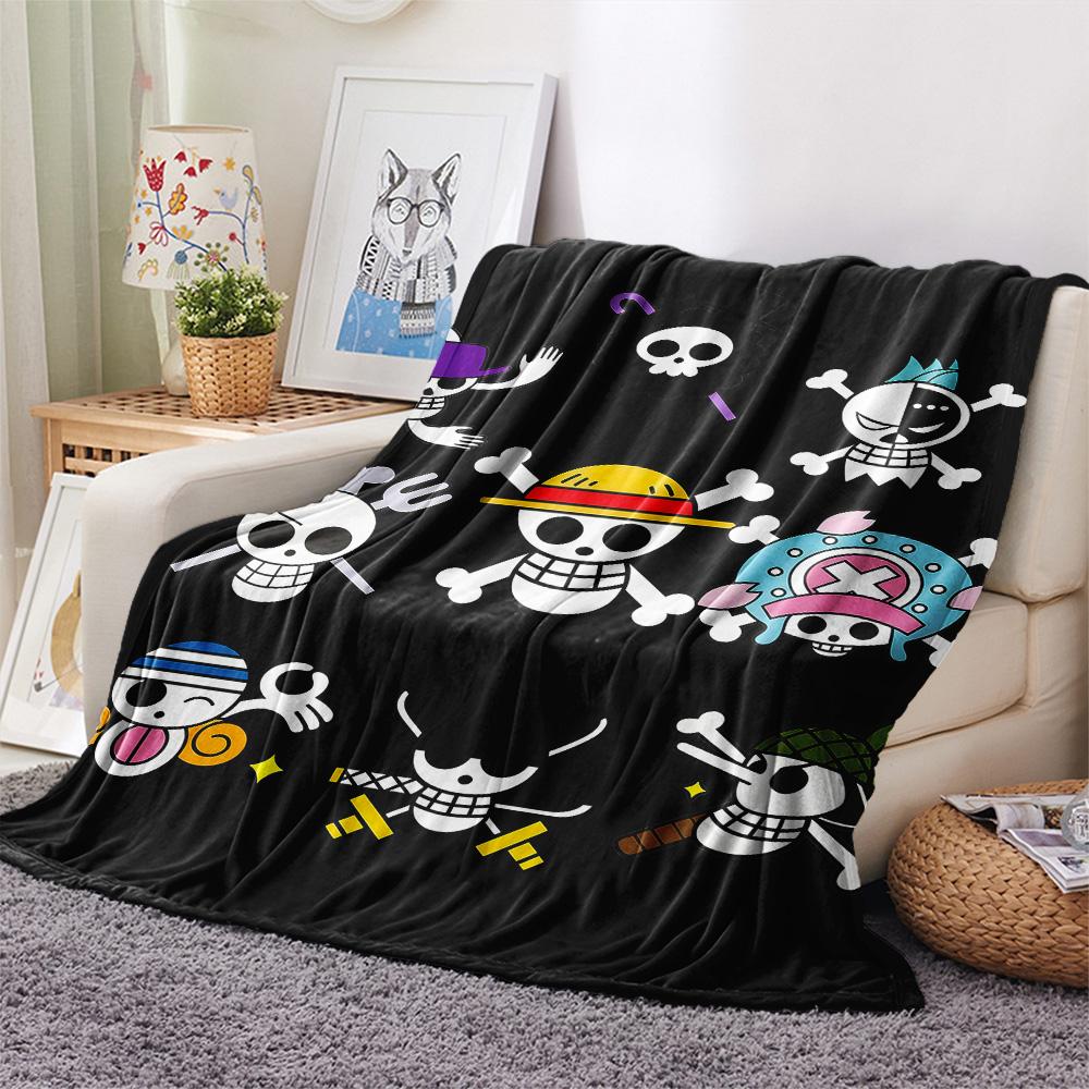 1PC One Piece Straw Hat Pirates Patterned Flannel Blanket Suitable For All Seasons For Home Decor Warmth And Comfort Gifts Holiday Present