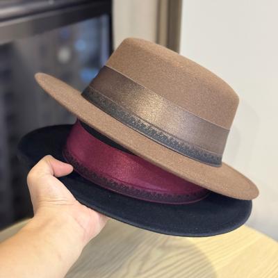 Chapéu de Lã Gradiente de Outono e Inverno com Topo Plano para Mulheres Moda Britânica Versátil Chapéu de Topo para Performance de Palco Chapéu de Jazz para Homens