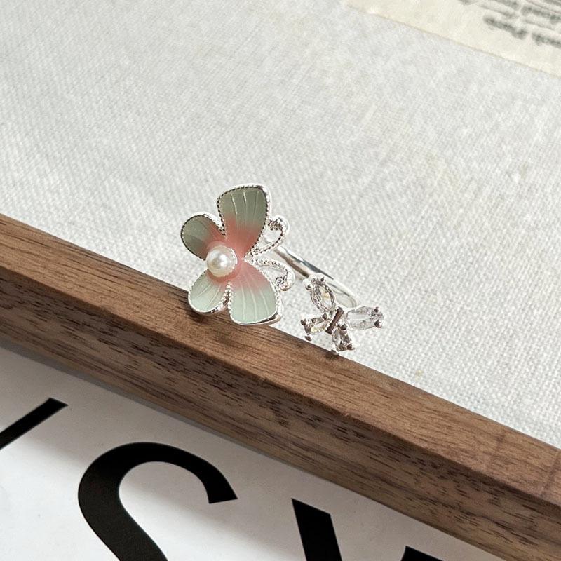Popular Korean gradual change butterfly flower sweet sister style personalized fashion ring female tide ins cold wind summer accessories
