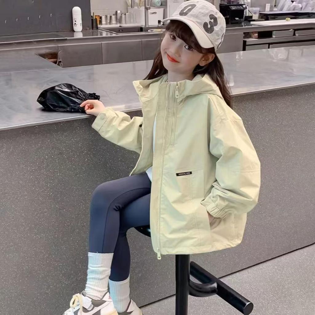 Girls' Casual Coat 2025 Spring and Autumn Children's Handsome Hooded Hardshell Jacket