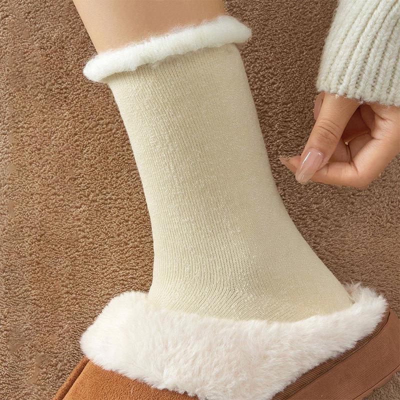 Women's Warm Fleece-Lined Rolled-Edge Winter Socks - Cold-Resistant, Thickened Cashmere Floor and Sleeping Socks.