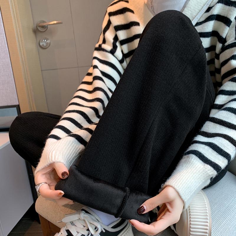 

Осенние элегантные прямые однотонные флисовые трикотажные широкие брюки для женщин, модные зимние бархатные брюки с высокой талией, женские винтажные простые плюшевые брюки 25699 L чёрный