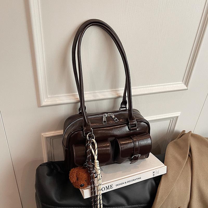 High-end, Niche Underarm Bag, Trendy and Retro Shoulder Bag, Versatile for Work and Commuting