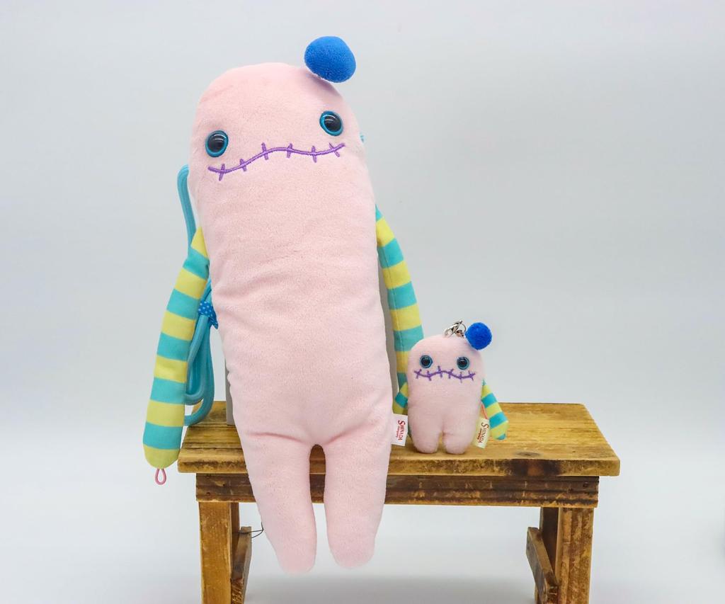 Shinada Mokeke Smartphone Pouch with Chimoke Non