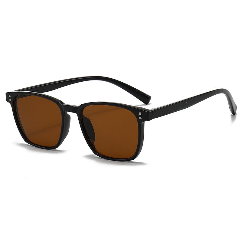 Retro Square Anti-Blue Light Sunglasses - Trendy UV Protection for Outdoor Use
