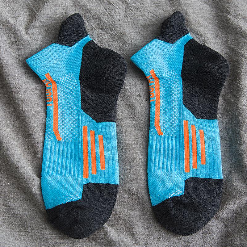 Professional Sports Socks Thickened Breathable Cushioned Athletic Ankle Socks Unisex Outdoor Basketball Cycling Marathon Socks