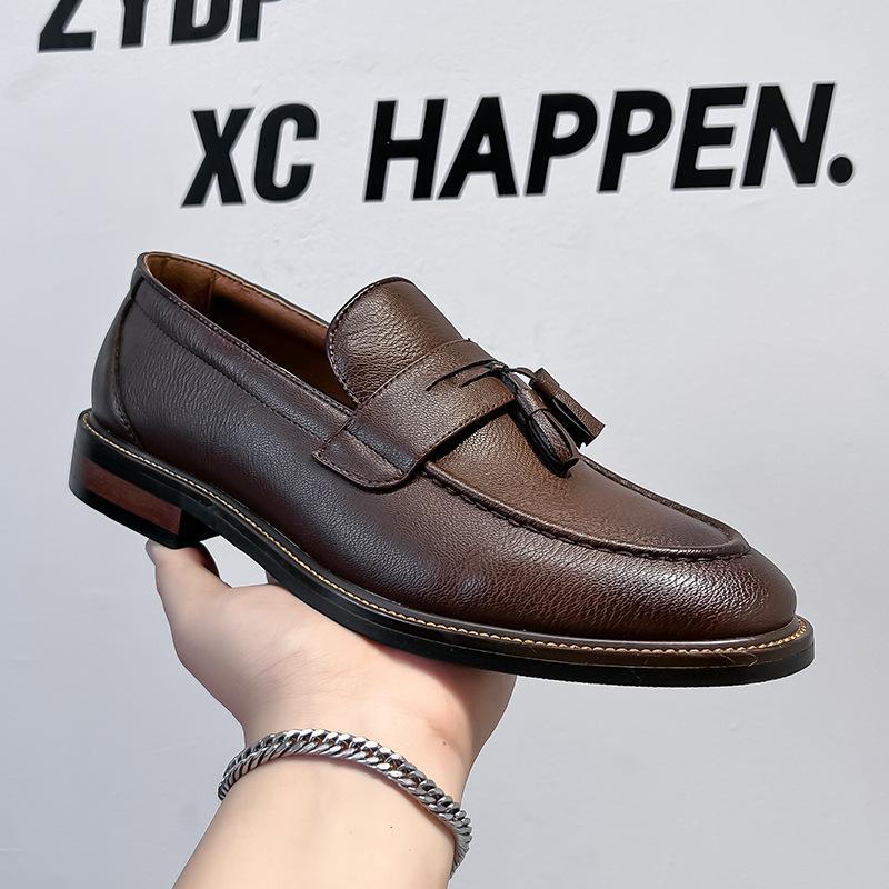 

Summer tassel loafers men s leather shoes men s British platform versatile lazy shoes one pedal Doudou shoes 24302-A 44 світло-коричневого кольору