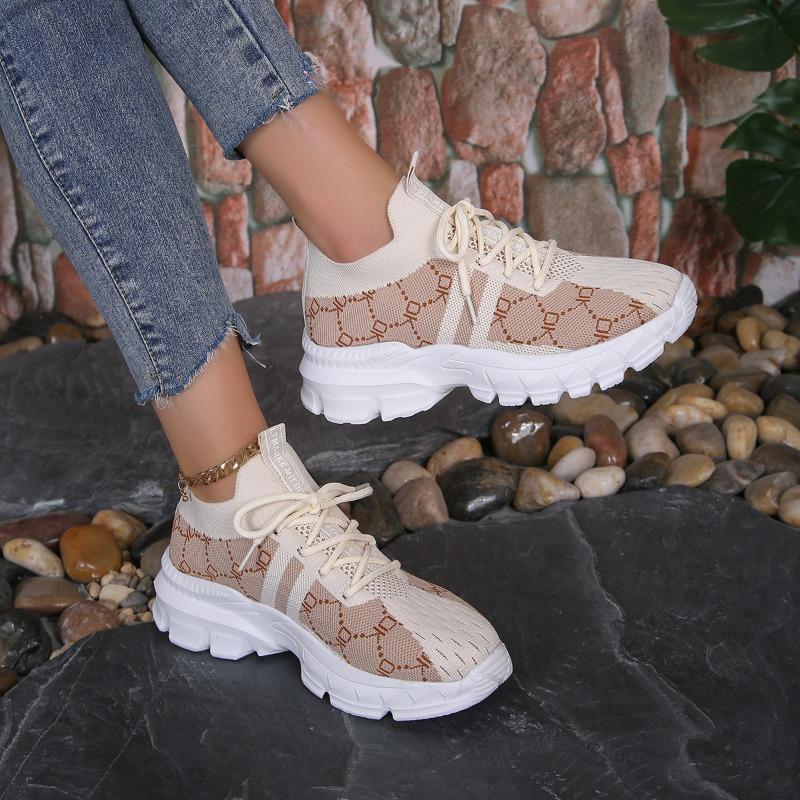 Fashion Hot selling soft and comfortable Thick Sole Casual Shoes for Women New Plus Women Shoes Retro Colors Sneakers Women 2025