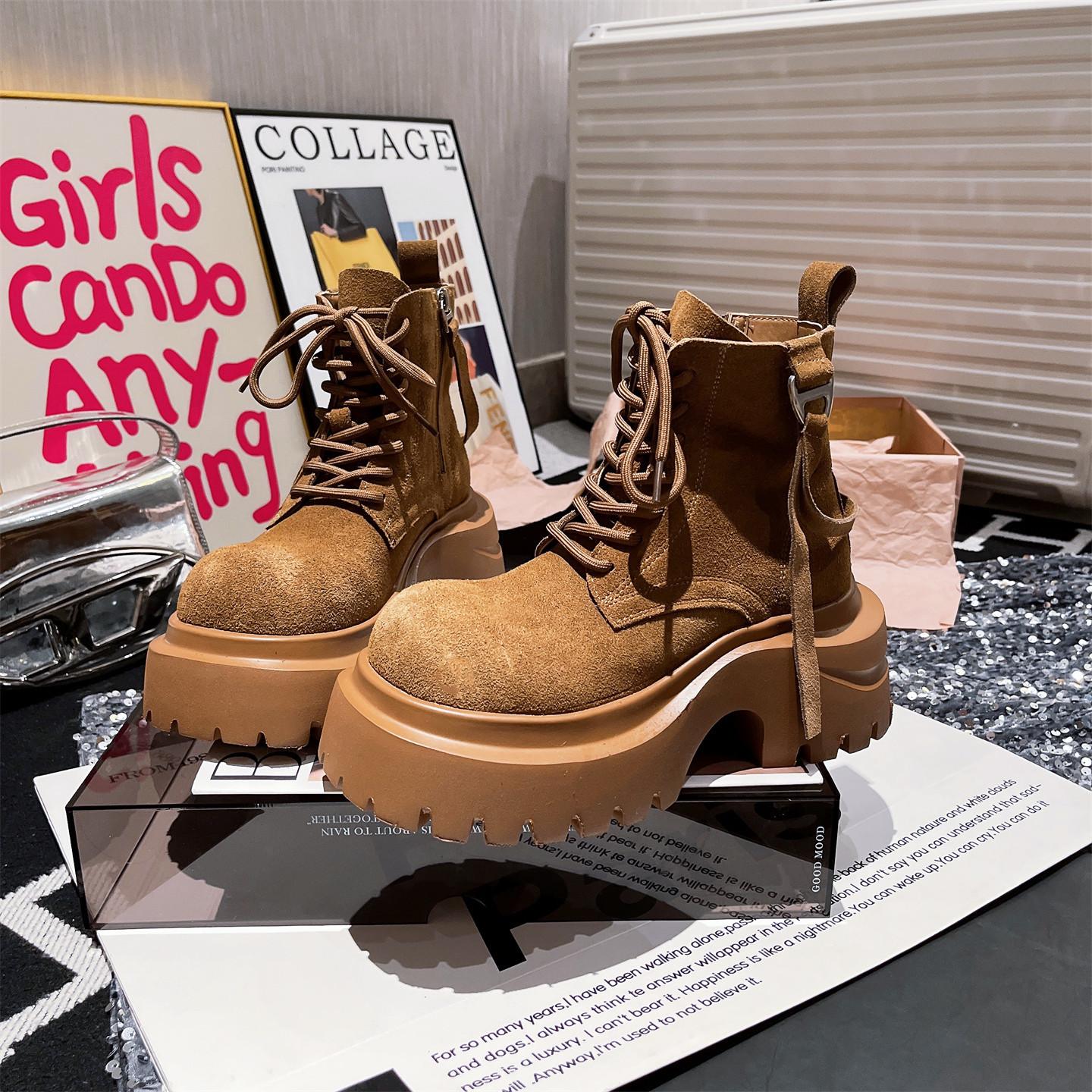 

[Suding Home] 8 см матовая кожа большая голова ботинки Мартина женская обувь 2025 новая платформа локомотив короткие ботинки тренд 35