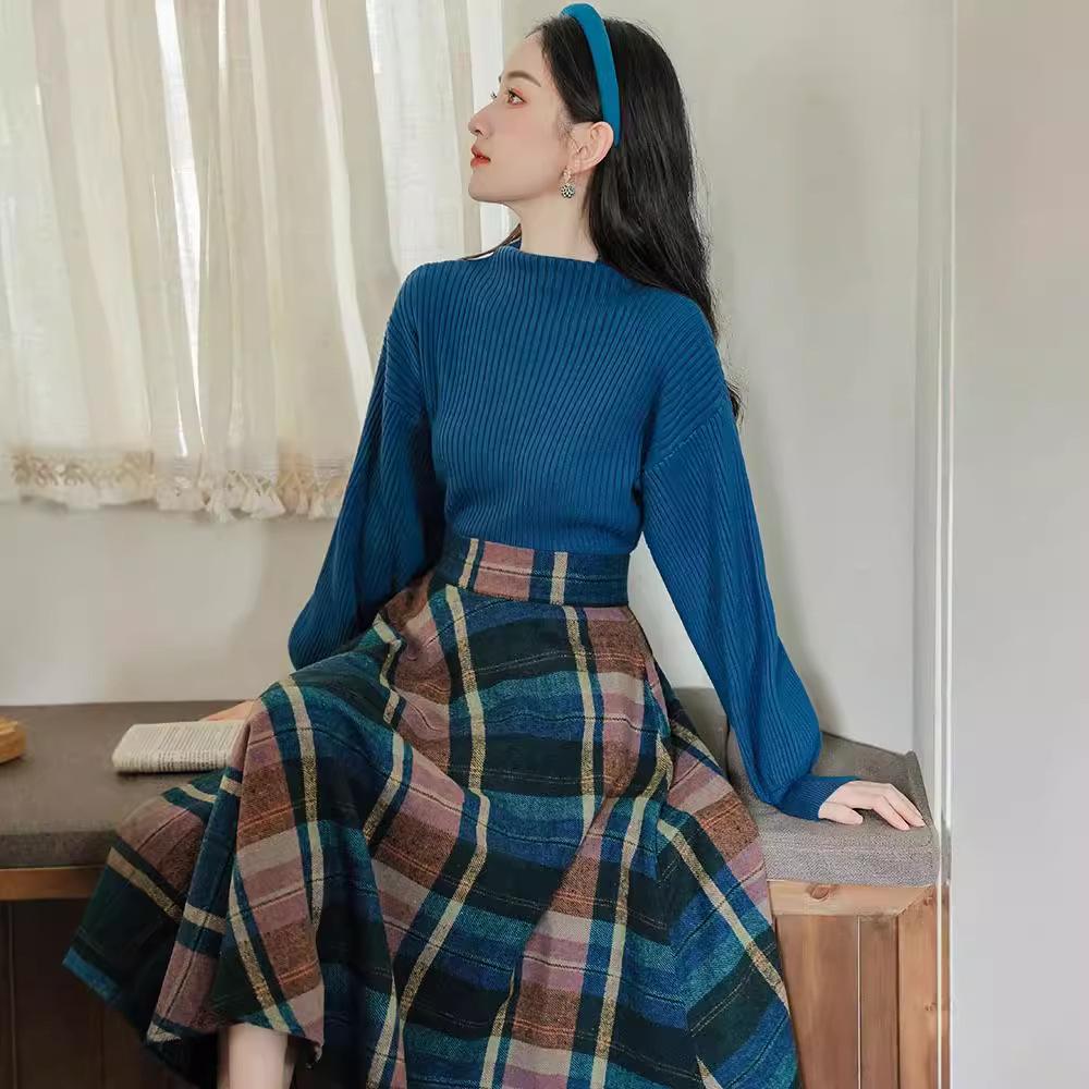 Autumn Blue Plaid Midi Skirt & Sweater Retro Set in Hong Kong Style