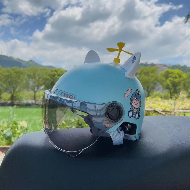 Children's Helmet Electric Car Summer Motorcycle Boy and Girl Half Helmet Electric Car Four Season Universal Safety Helmet