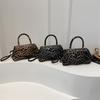 Niche design leopard print bag spring new trendy fashion shoulder bag personalized creative shoulder bag women