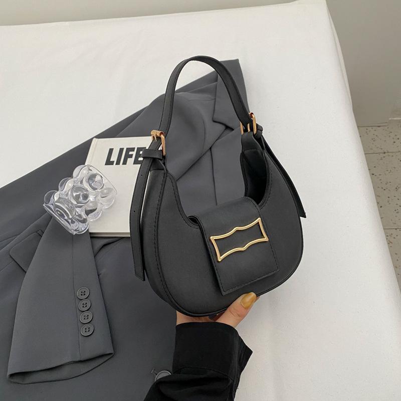 

Bag women s autumn new popular casual handbag simple personalized underarm bag retro fashion shoulder bag чёрный