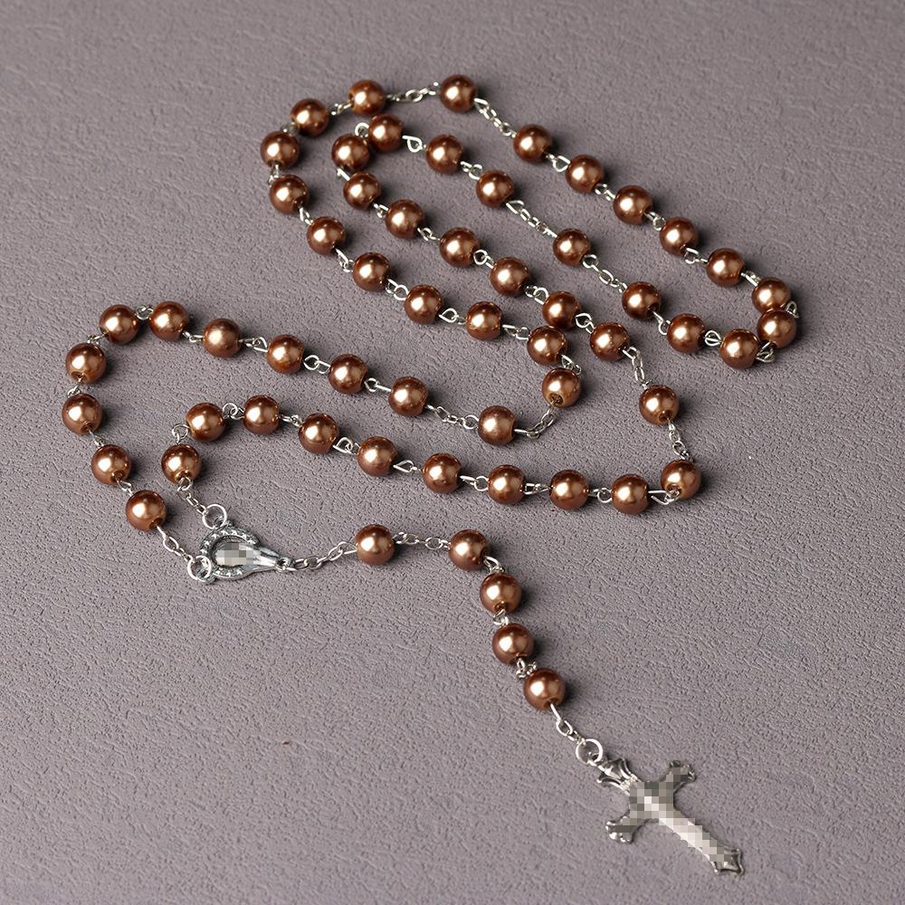 Disponibile: Collana Rosario con Perle di Vetro e Croce