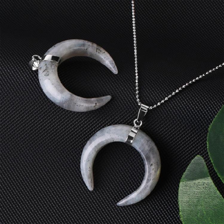 Stylish Crescents Moon Pendant Necklace Elegant Natural Stone Half Moon Necklace Unique Neckchain Charm for Daily Wear