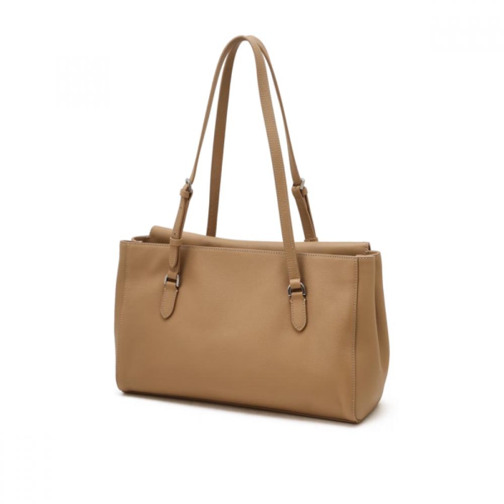 Daks Cla Brown Buckle Decoration Cowhide Shoulder Bag Dcba6f151i2