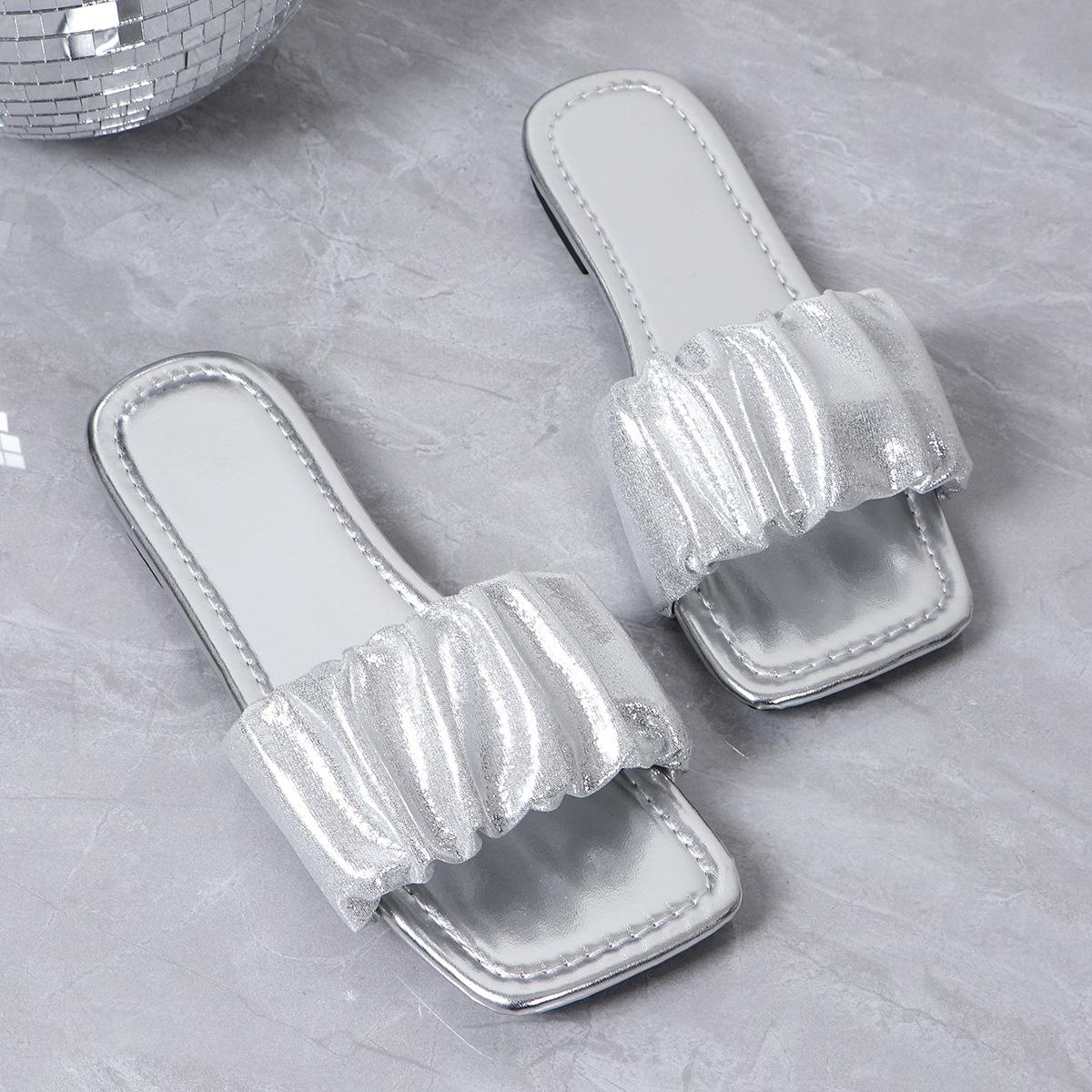 

Летние тапочки для женщин, плиссированные шлепанцы, балетки, 2024, новые корейские тапочки, женские сандалии, зеленые туфли без застежек, большой размер 36-43 43 серебряный