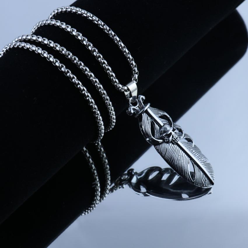 Feather Necklace, Couple Pendant, Tide Titanium Steel Versatile Accessories Retro