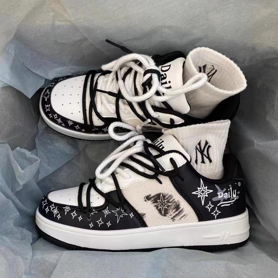 Зимние ins студенческие черно-белые контрастные шикарные кроссовки для тренировок и скейтбординга 36