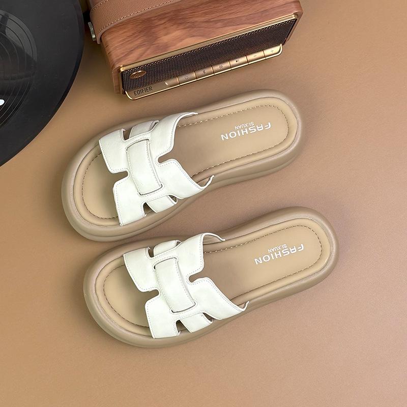 Thick-bottomed cool slippers women's summer outer wear 2025 new fashion non-slip soft bottom lightweight one-word drag with skirt