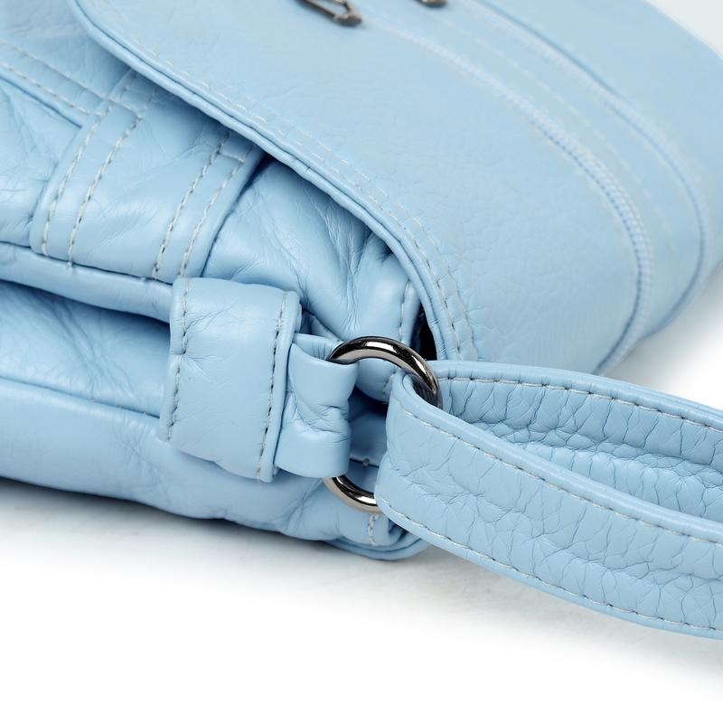 Elegant PU Leather Crossbody Bag for Women – Vintage-Style Design with Dual Zip Closure and Metal V Logo, Perfect for Daily Wear