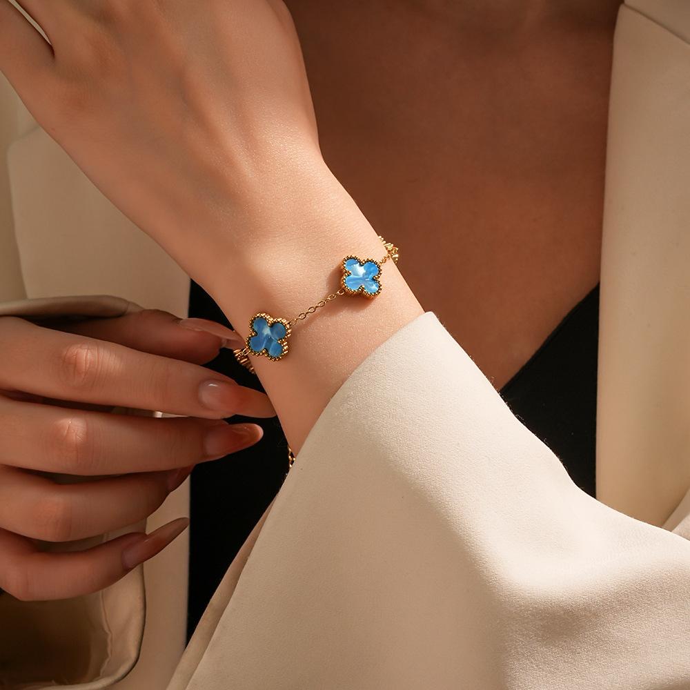 Four-leaf Clover Bracelet Women's Jewelry Accessories New High-end Bracelet