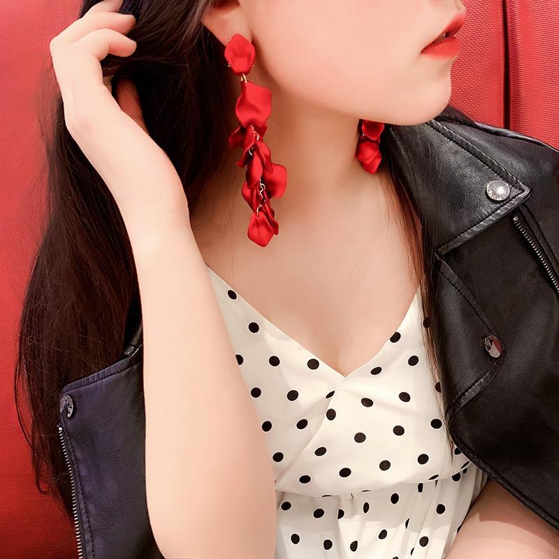 Rose Petal Long Earrings Exaggerated Internet Celebrity Temperament Fashion Light Luxury Earrings Earrings Earrings Fashion