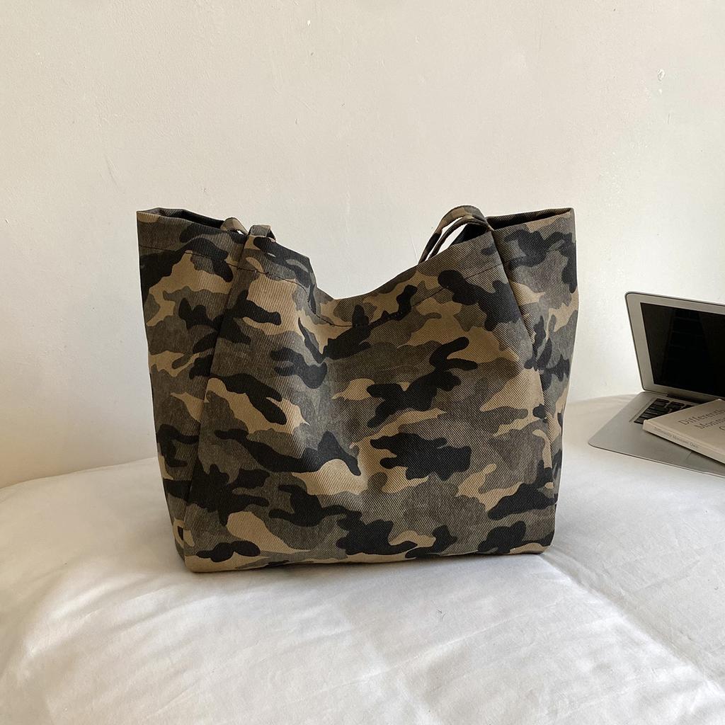 Leisure Handbag with Large Capacity, Relaxed Style, Fashionable for Commuting, Single-shoulder Bag