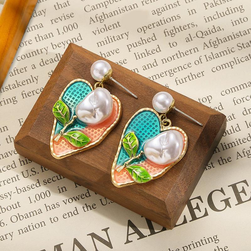 Western medieval old retro earrings, earrings, pink s925 silver needle earrings, flower earrings.