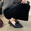 Herbst Spitzkopf Dünner Absatz Mittlerer Absatz Einzelne Schuhe Weiche Sohle Dünner Niedriger Absatz Britischer Stil Kleine Lederschuhe