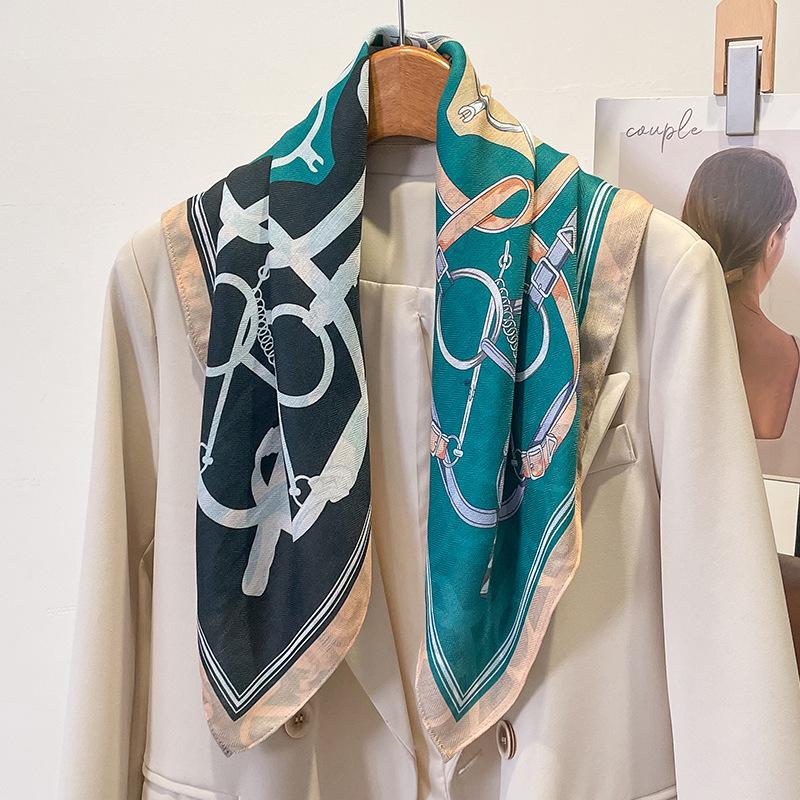 Korean Fashion Geometric Temperament Small Square Scarf Decorative Scarf Headband Professional Scarf for Mother Silk Scarf for Women Spring