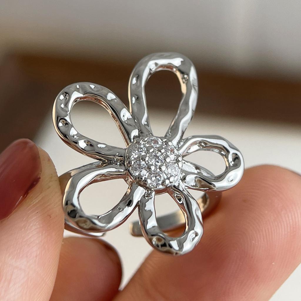 925 Sterling Silber Fingerringe für Damen Große Blume Partner Minimalistischer Ring Party Schmuck Geschenk Allergie Vorbeugend
