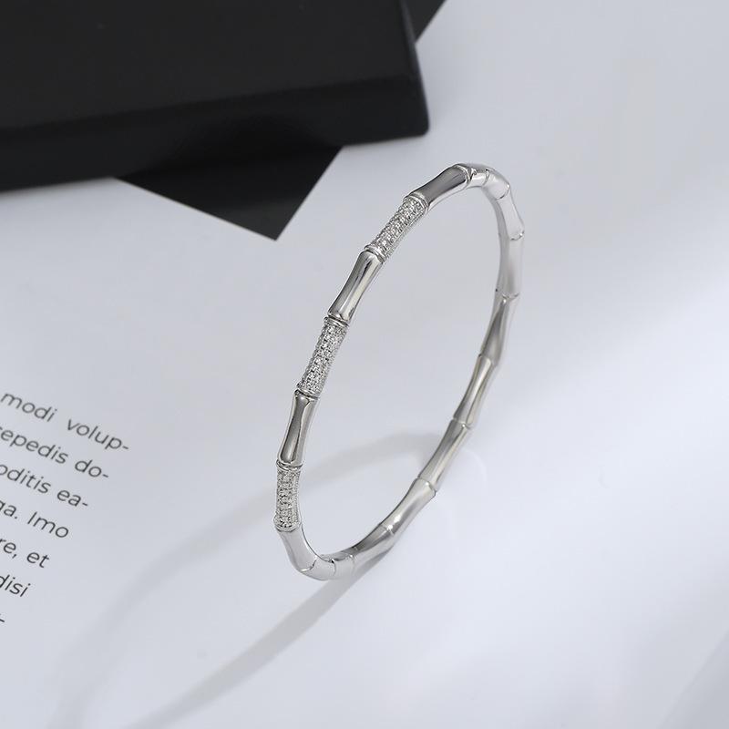 Elegant Gold-Plated Bamboo Joint Bracelet with Micro-inlaid Zirconia for Women
