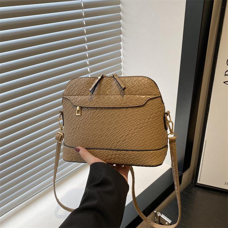 Summer new popular shoulder messenger bag versatile niche design practical simple bag