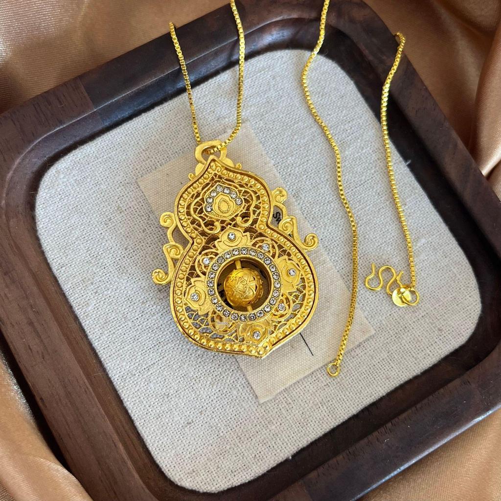 Antiker Stil Diamantbesetzter Vier Schönheiten Kürbis Anhänger Halskette für Damen
