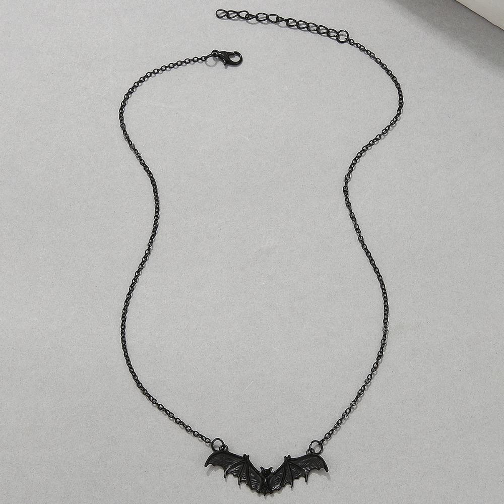 Collana con Ciondolo Ala di Pipistrello Nera Personalità Punk per Uomo Donna Personalità Halloween Esagerato Hip Hop Collare Gioielli