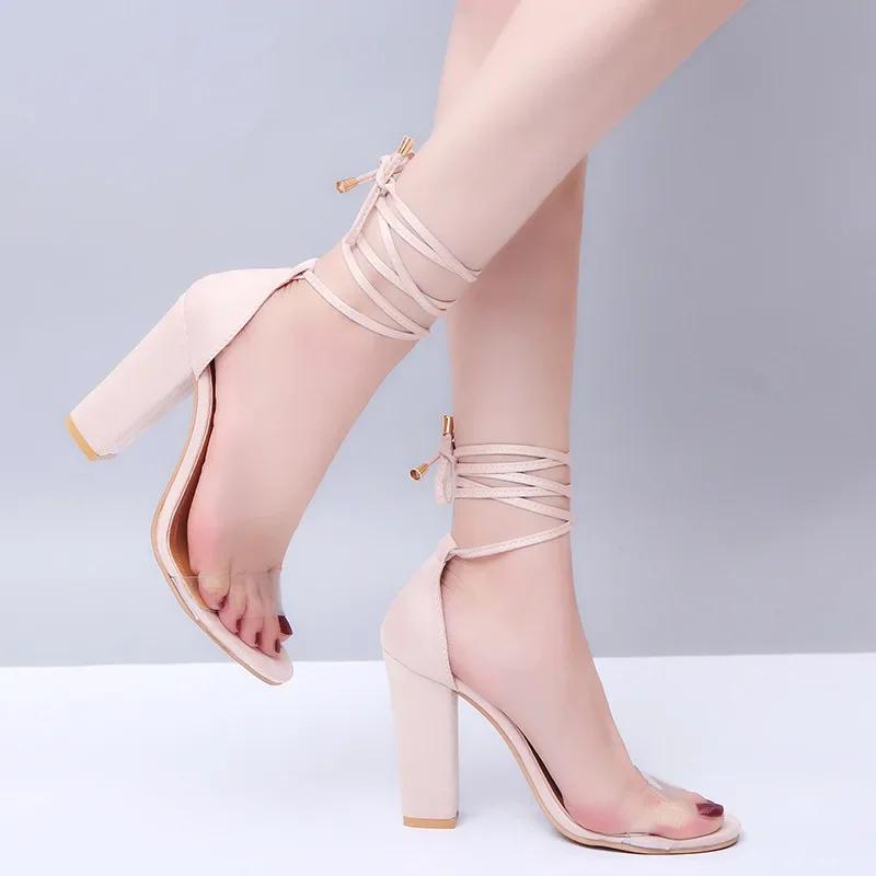 Sandales d'été à talons hauts épais pour femmes Sexy Bande transparente Sangle de cheville Enroulement Sandales Chaussures de soirée club Sandale à lacets croisés