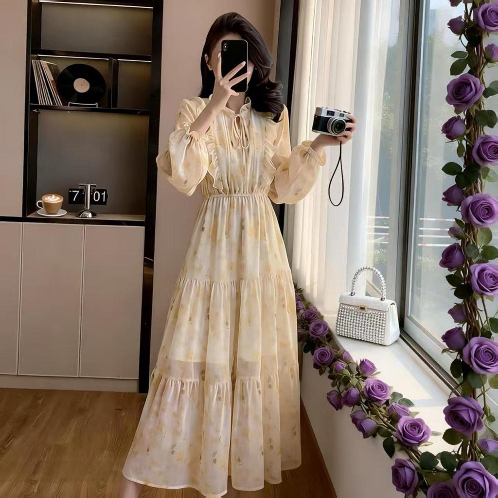 Women's Korean Chic Floral Ruffled Long Dress with European & Hong Kong Style and Puff Sleeves