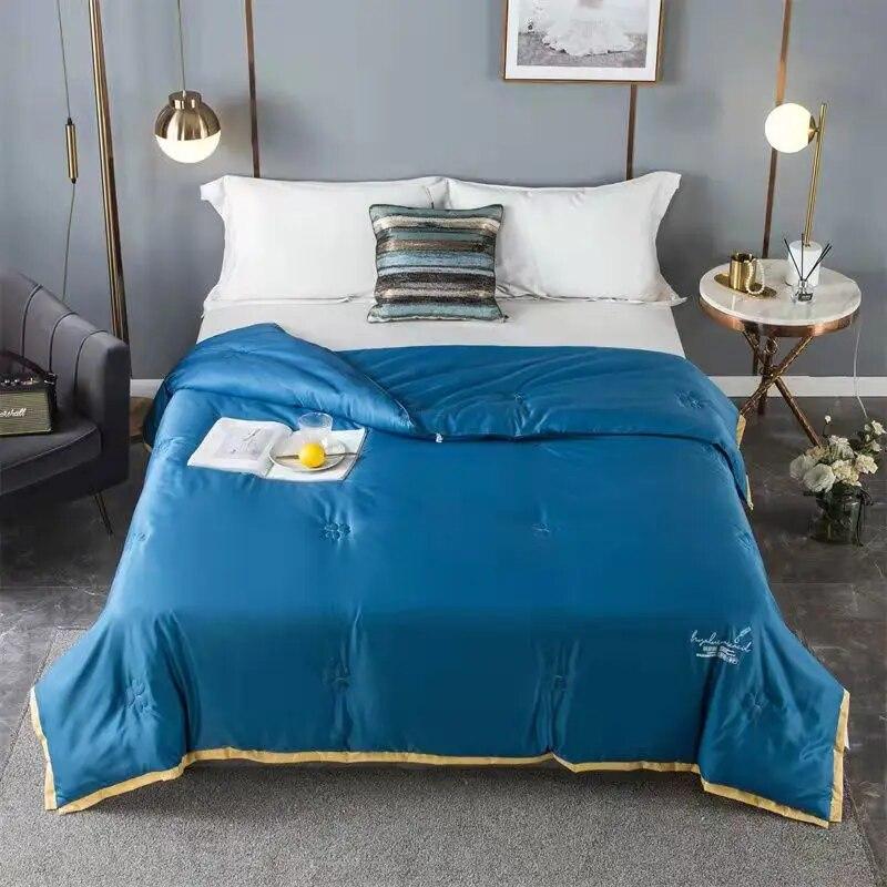 Summer Blanket Quilt Cool Feeling Hyaluronic Acid Skin Beautifying Quilt Washable Twin Queen King Bedding