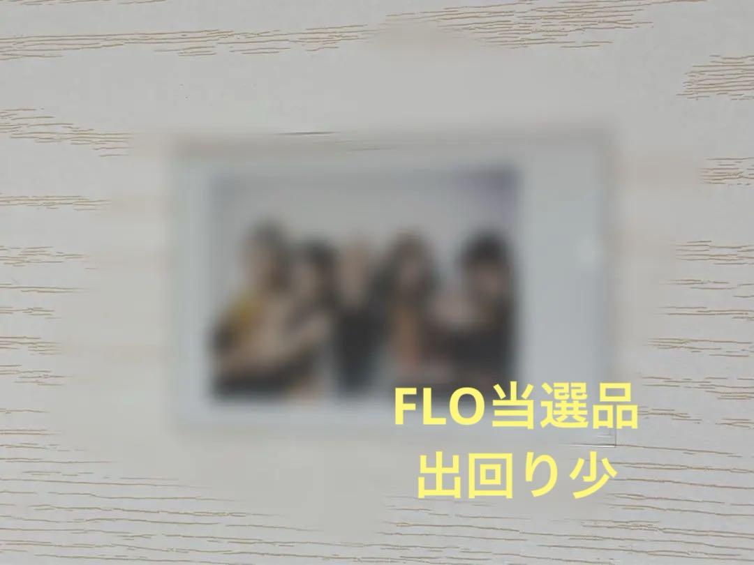 

[USED] ITZY Instax FLO Winner NOT SHY