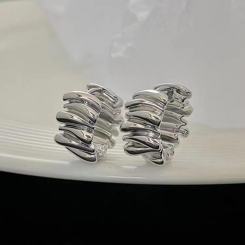 Vintage Unregelmäßige Falten Creolen für Damen Einfach Hohl Rund Unregelmäßige Textur Metall Y2K Accessoires Modeschmuck